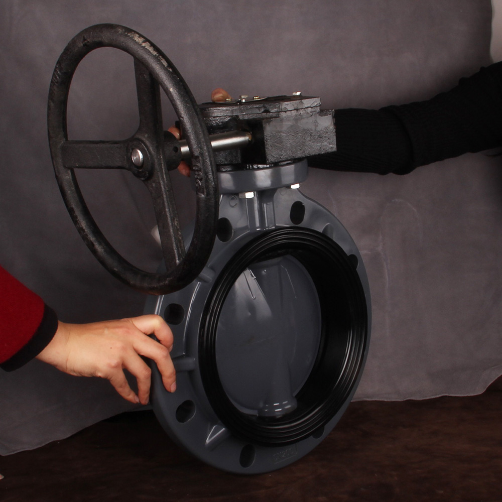 Spherical Design Disc UPVC Turbine Actuator Butterfly Valve Plastic Acid / Alkali Resistant Worm Wheel Handle Butterfly Valve